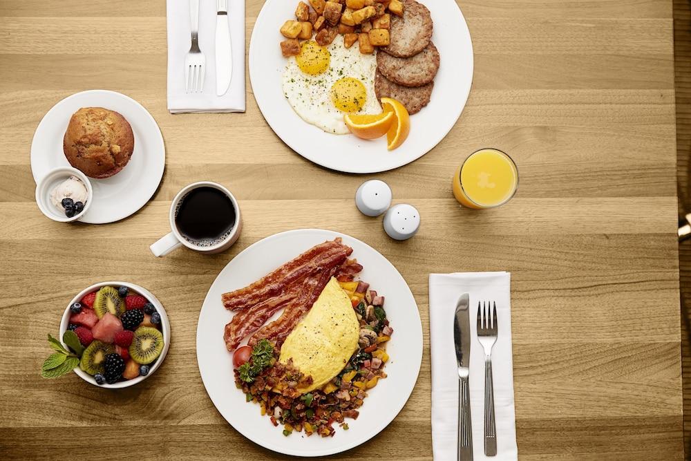 Hilton Garden Inn Фолс-Черч Екстер'єр фото