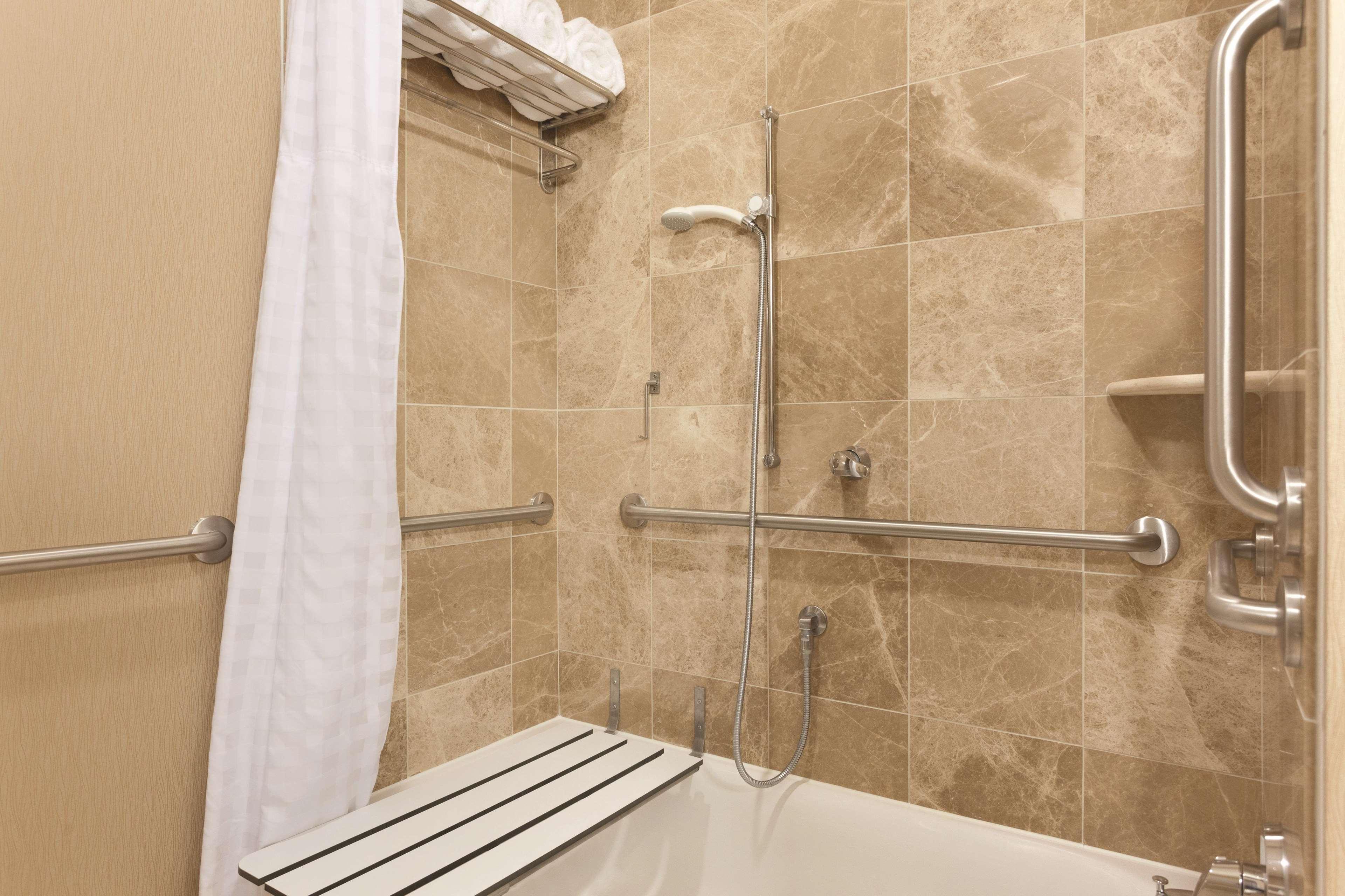 Hilton Garden Inn Фолс-Черч Екстер'єр фото
