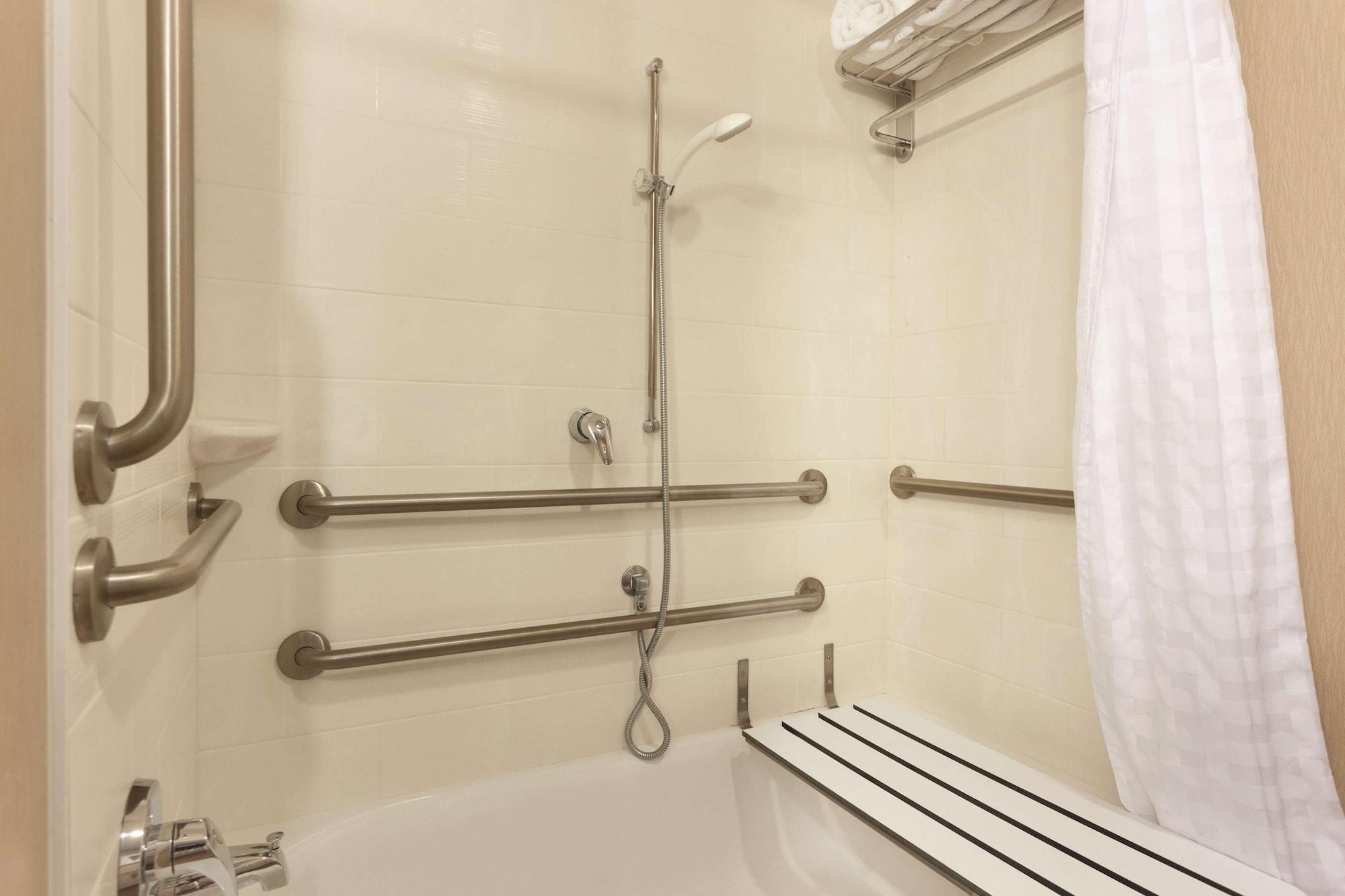 Hilton Garden Inn Фолс-Черч Екстер'єр фото