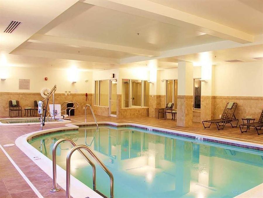 Hilton Garden Inn Фолс-Черч Екстер'єр фото